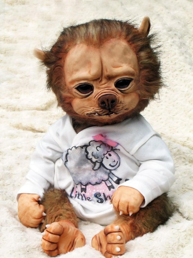Little Werewolf in Sheep/'s Clothing