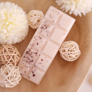 Strong scented wax melt snap bars Home fragrance gifts Scented wax melts for the home Strong aroma wax melts Beautiful smelling wax melt bar