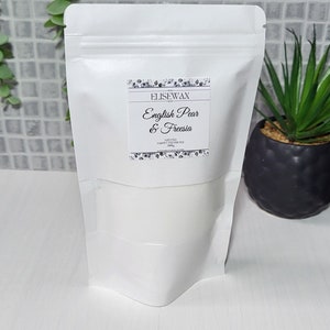 English Pear and Freesia scented carpet freshener Luxury floor deodorizer 300g pouch Carpet powder Housewarming hamper ideas Rug freshener