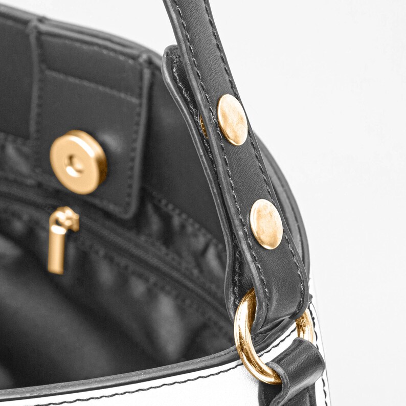 Minnie Mouse Bucket Bag image 9