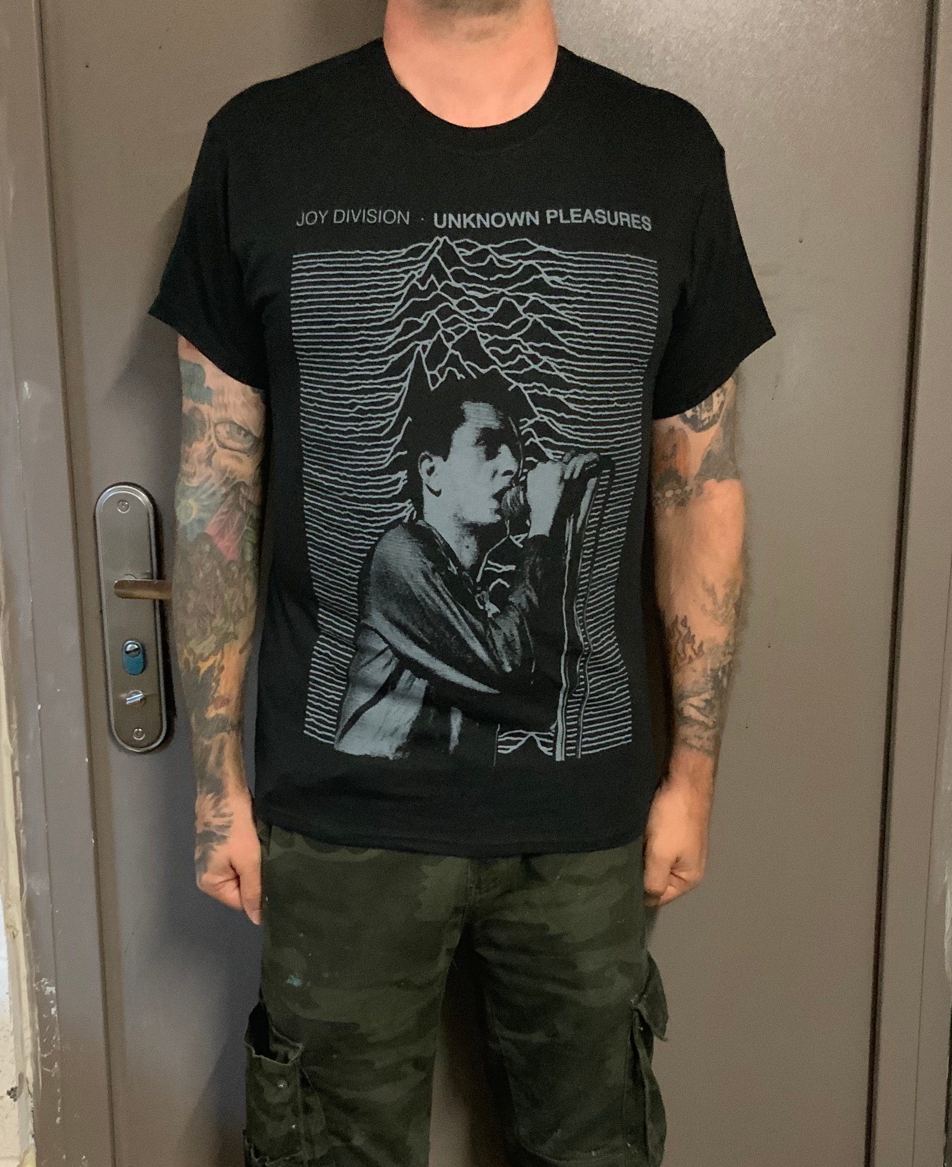 t shirt joy division unknown pleasures