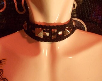 HandMADe punky chocker