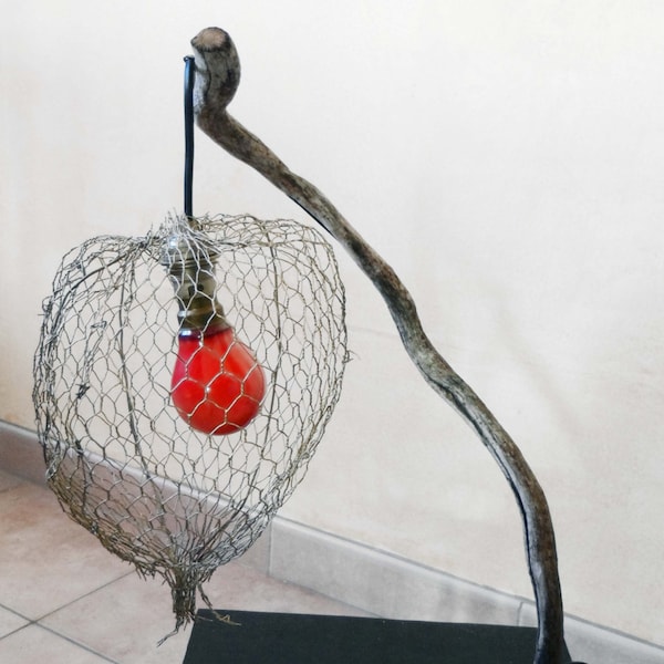 Lampe florale, physalis, amour en cage, lampe grillage, Alkékenge, Floral Lamp, ampoule rouge, love in cage, fence lamp, Alkekengi