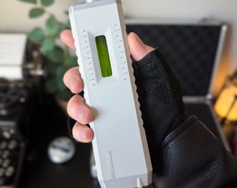 RESIDENT EVIL 9 requiem Med Injector Replica Prop