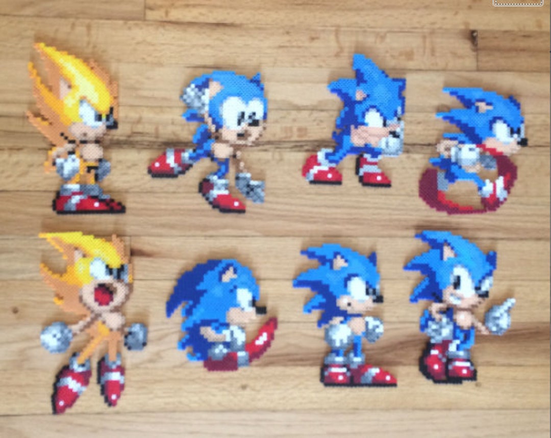 CUSTOM PERLER BEAD ART. SONIC THE HEDGEHOG. SEGA. HANDMADE. PIXEL ART.