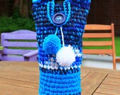 Recycled Wine Bottle Bag / Wine Bottle Holder / Bottle Gift Bag crocheted in T-shirt Yarn. For picnics, beach, camping or as a gift for him.