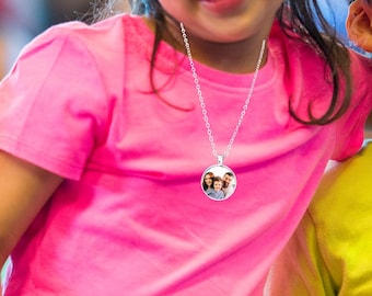 Collar con foto para la vuelta al cole para niñas pequeñas - Colgante con foto familiar - Collar con foto personalizado - Colgante con dije de foto de perro