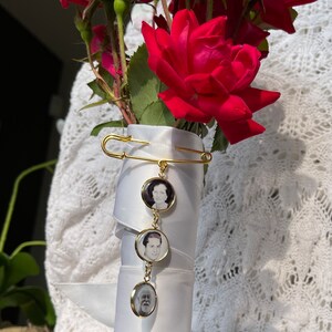 Gold Bridal Bouquet Charm dangle set with 1,2,3,4 5 photo charms on gold pin - Gold Wedding Bouquet Memory picture Charms Bridal Shower Gift image 3