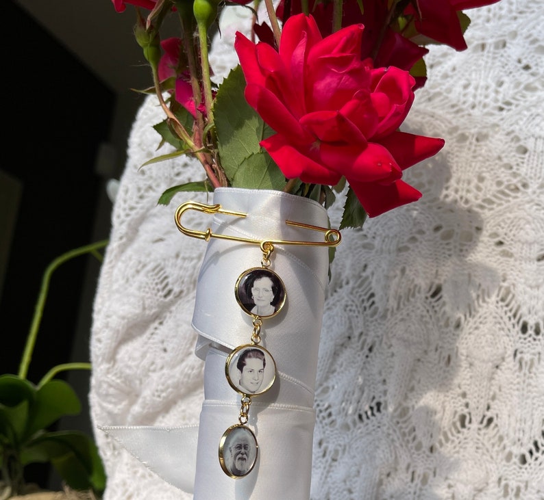 Gold Bridal Bouquet Charm dangle set with 1,2,3,4 5 photo charms on gold pin - Gold Wedding Bouquet Memory picture Charms Bridal Shower Gift image 3