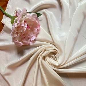 Ivory Silk Crepe Fabric - Beautiful, lightweight and airy, 100% silk fabric in off white - By the yard, 40&quot; WIDE - EP Silk #389