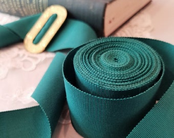 2" wide Christmas Green Belting Ribbon to fit the "Fleur" and "Bee" Reproduction Buckles! Please choose the length you want!