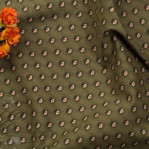 Green Floral "Diaper Print" Calico Fabric – 1800-1870 Reproduction by the yard - 45" WIDE - EP Cotton #848 image 2
