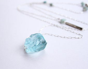 Raw Aquamarine Bar Necklace-Etsy March Birthstone Necklace under 100-Aquamarine Jewelry-Natural Rough Gem Jewelry-Layered Elegant Jewelry