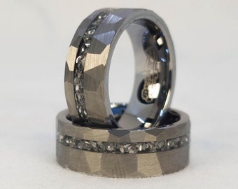 Anel de tungstênio meteorito: faixa unissex de aço martelado, 8 mm