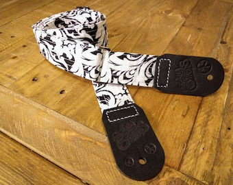 Correia de guitarra monocromática com acabamento em couro branco On Time