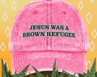 Gorra anti Trump, gorra anti Trump, gorra anti MAGA, gorra con el lema Jesús era un refugiado, gorra roja bordada anti Trump, gorra de béisbol anti Trump