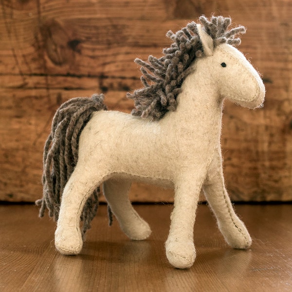 Waldorf horse - Felt horse - Waldorf toy - Ponny - White horse - White ponny