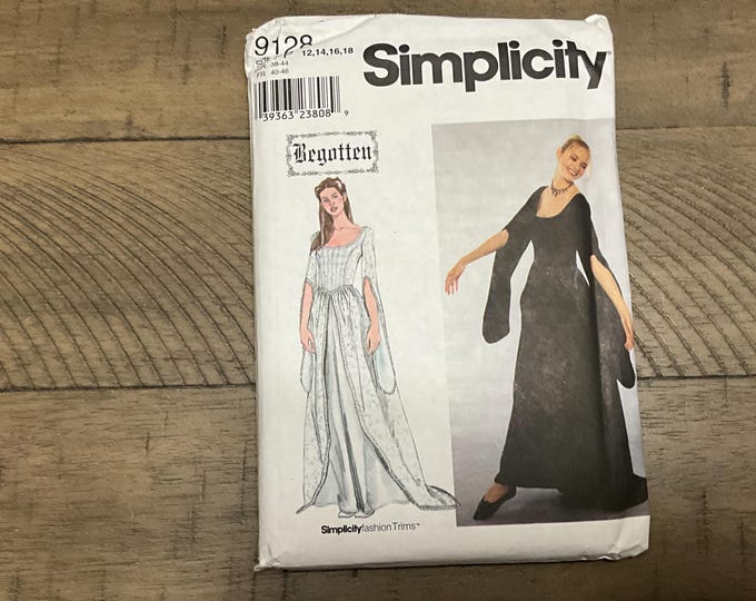 Simplicity Sewing Pattern 9128 Begotten Misses Fitted Dress Back Zipper ...