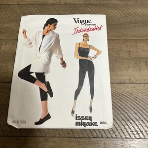 Vogue 1893 Symönster Issey Miyake Misses Skjorta, Jacka & Jumpsuit Framöverlägg Jacka Ojämn Fåll Storlek 12 Nytt Oklippt