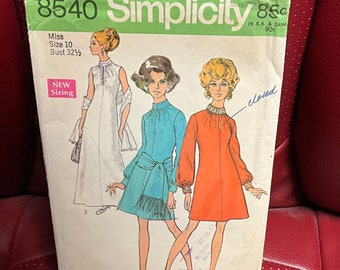 Simplicity  8540 Sewing Pattern Misses Dress Two Lengths Sash Stole Back Zipper Dress High Round Neckline Gathered Stand Up Collar Size 10