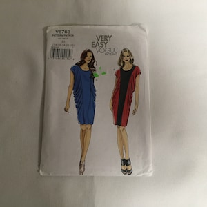 Vogue V8763 Sewing Pattern Loose Fitting Pullover Dress Draped Dress Color Blocked Back Extending To Front No Side Seams Size 14 16 18 20 22