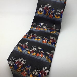 ヴィンテージ ミッキーマウス ネクタイ ミッキーマウス グーフィー ドナルドダック 漫画キャラクター ディズニー ディズニーアナ コレクター向けコミック ノベルティ 父の日