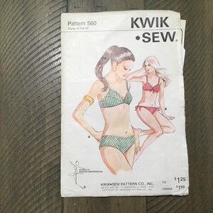Kwik Sew 560  Sewing Pattern  Bikini Bra Lined Cups Double Spaghetti Straps Lined Side Ties Bikini Pants Mini Regular Size 5 7 9 11