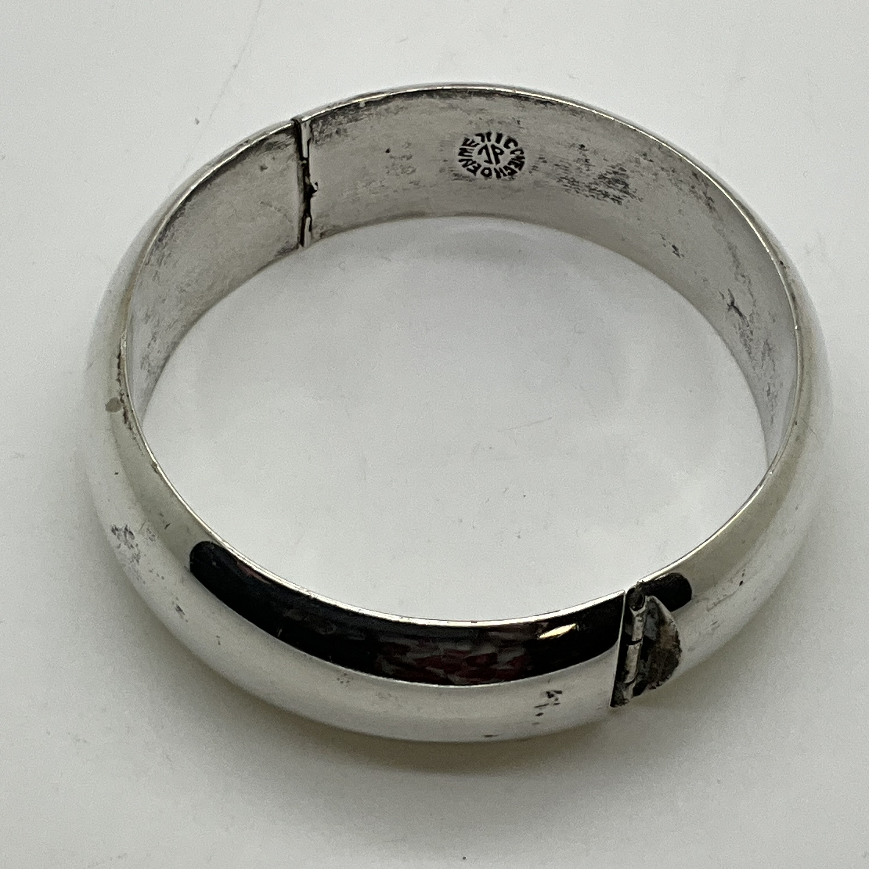 Vintage Mexico Silver Dome Shaped Bangle Bracelet, Mexican