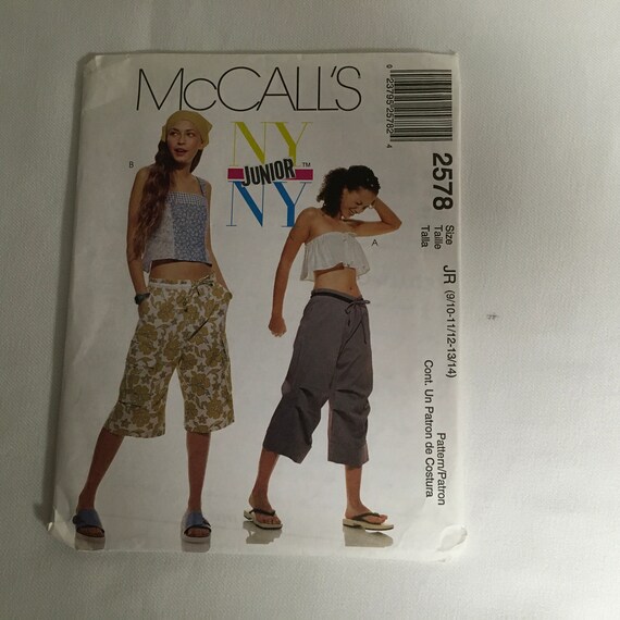 McCalls NY Junior 2578 Sewing Pattern Juniors Teens Tops Pants Shorts Cropped Pants Cropped Top  Cargo Pants Skater  Size 9/10 11/12 13/14