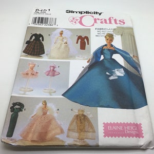 Simplicity Crafts  8481 Sewing Pattern Clothes Dresses Outfit For 11 /2 “ Barbie Dolls Fashion Dolls Dress Bodice Wedding Gown Veil Uncut