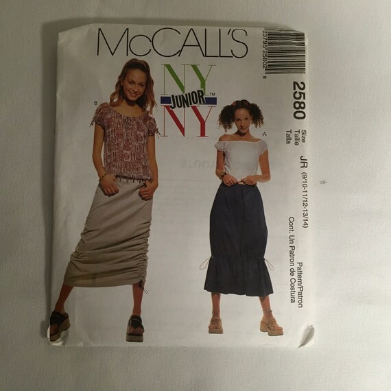 McCalls NY Junior 2580  Sewing Pattern Juniors Teens Tops Skirts Cap Sleeves Top Bust Darts Drawstring Ruched Skirt    Size 9/10 11/12 13/14