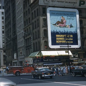 Vintage Original 35mm Slide Kodachrome New York Street Scene 1963