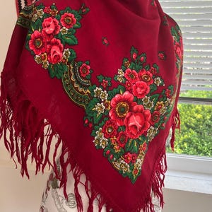 Vintage Pavlov posad wool shawl scarf red  floral Russia