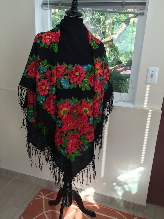 Vintage wool ukrainian or russian shawl headscarf