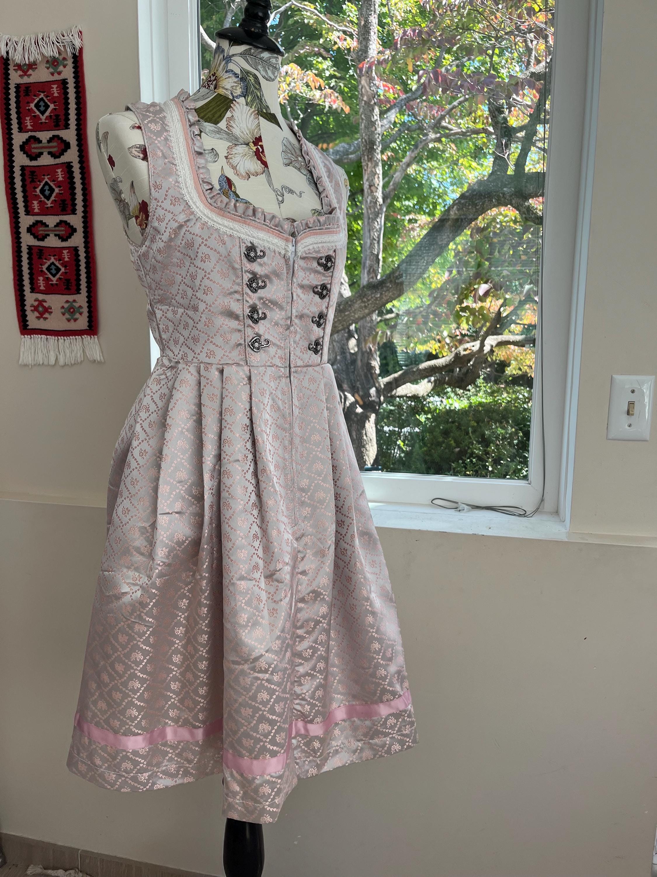 Dirndl size s Oktoberfest  trachten dress