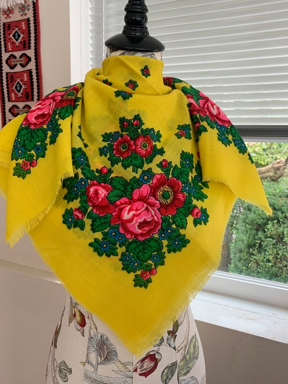Ukrainian wool shawl yellow with flower print - image 1