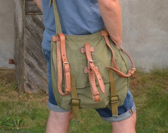 Vintage legergroene canvas schoudertas: leren riemen militaire draagtas