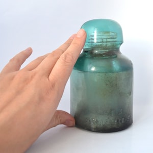 Aqua Blue Glass Insulator SO3 STAS 810-59