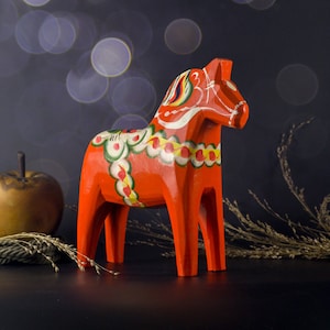 Vintage Red Dala Horse, Swedish Wooden Carved Dalahorse