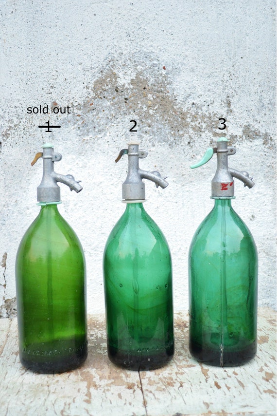 Vintage Emerald Green Seltzer Bottle: Romanian Soda Siphon