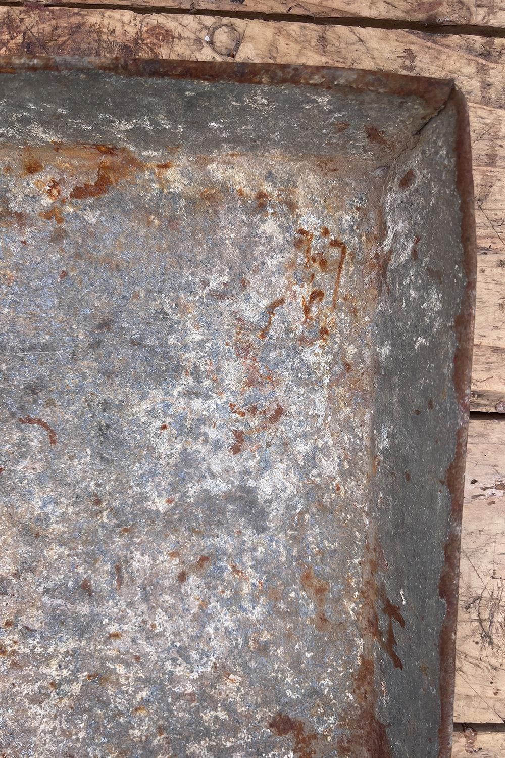 Vintage Rusted Metal Food Photo Props, Old Baking Sheets, Tarnished ...