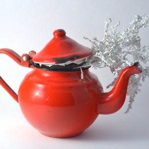 Small Enamel Teapot, Vintage Enamelware