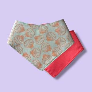 Seashells Reversible Snap-On Pet Bandana, Snap On Dog Bandanas, Cat bandanas, Snap on cat bandana, Ready To Ship, Reversible Banda
