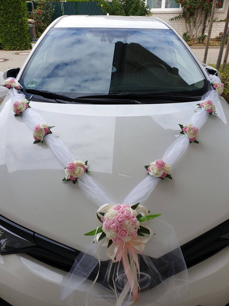 Autoschmuck Hochzeit , Girlande in V mit Organza Band und Blüten, Farbe nach Wunsch. Bild 8