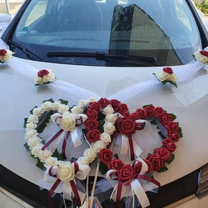 Car decoration 2 hearts with organza ribbons in V