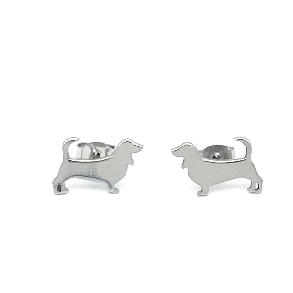 BASSET HOUND EARRINGS •  Basset hound lovers • Cute earrings • Stud earrings • animal lovers • pet lovers • pet • pet jewelry