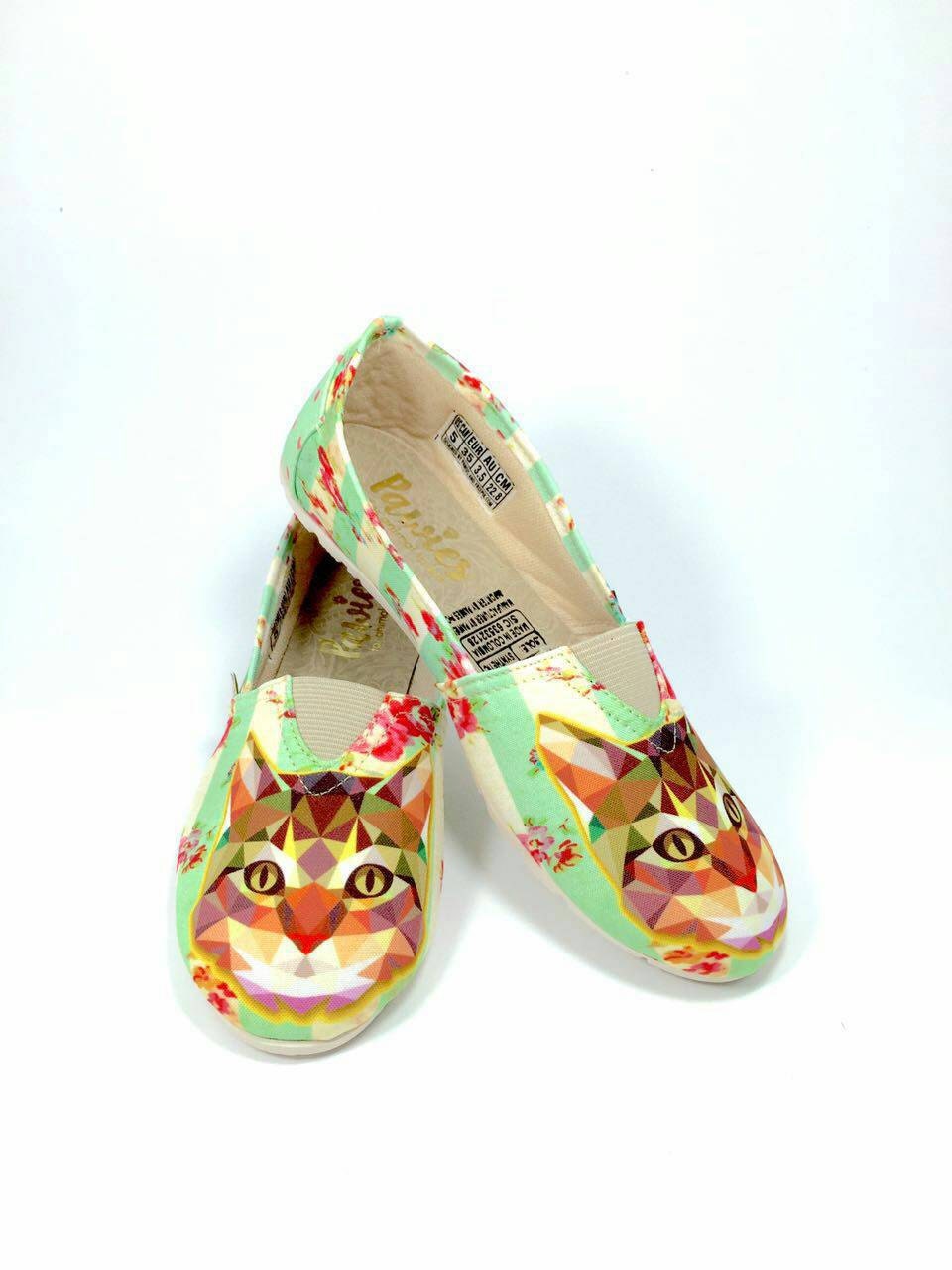 shoes with cat faces on them
