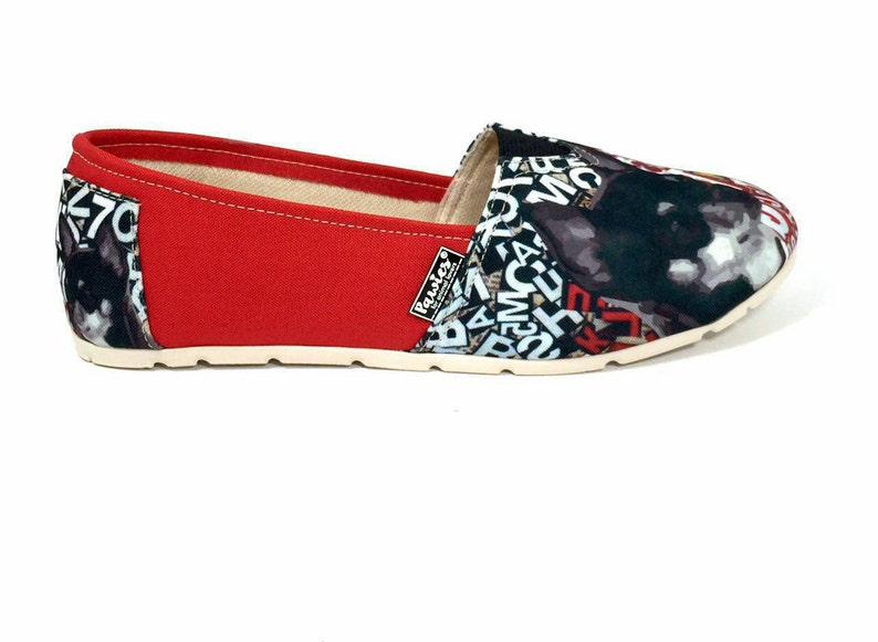 CHIHUAHUA BLACK SHOES Woman Shoes Dog Breeds Dog Lovers - Etsy