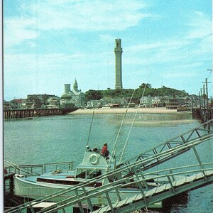 Vintage Unposted Postkarte PilgerDenkmal Provincetown P-Town Cape Cod Massachusetts MA K-4631 Lusterchrome Tichnor Brothers