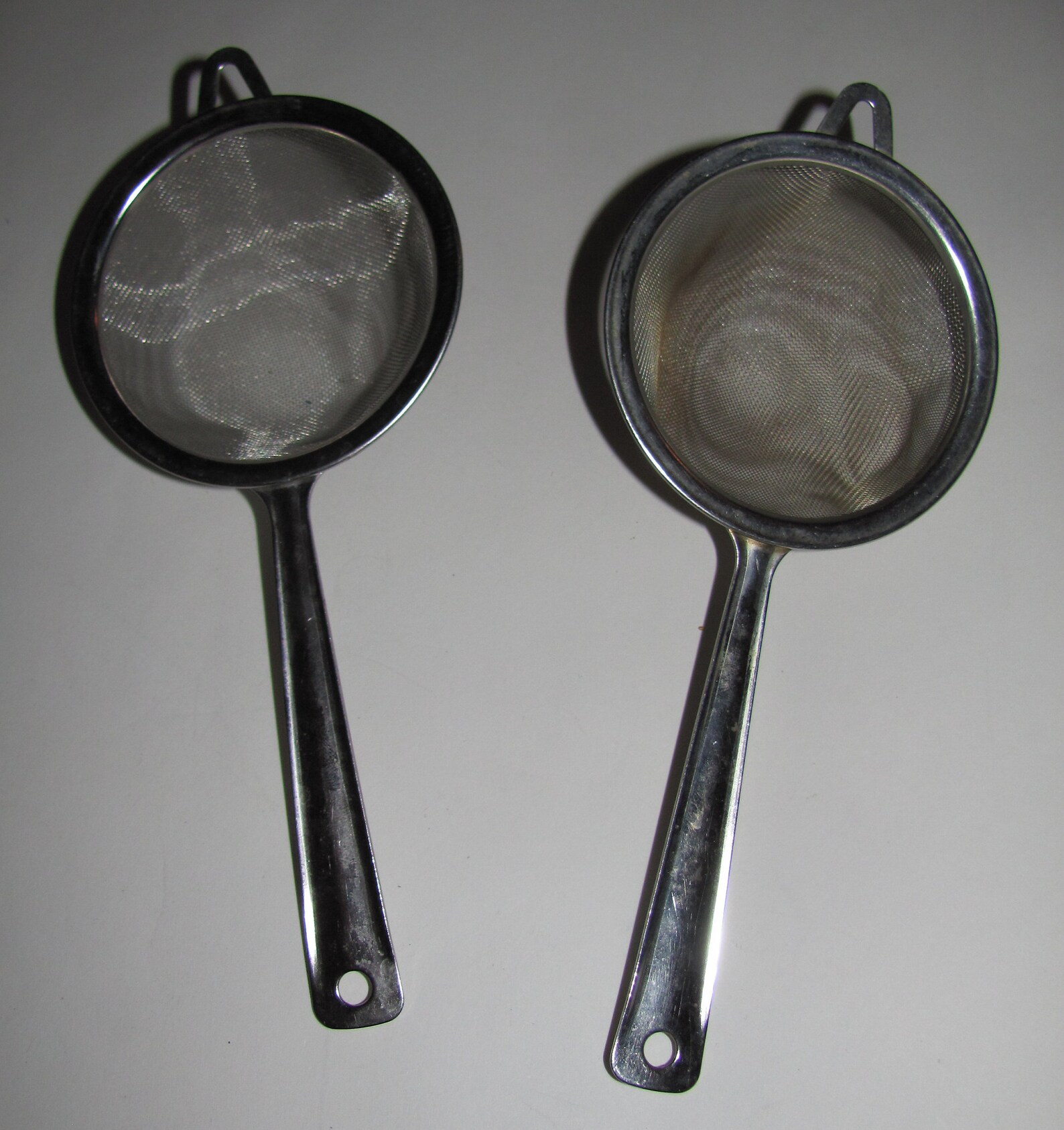 Vintage Lot of 2 7 1/4 Metal Handheld Sifters Strainers Etsy